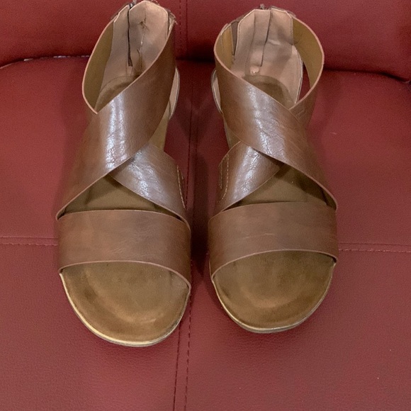 Natural Reflections Shoes - Natural Reflections sandals.
